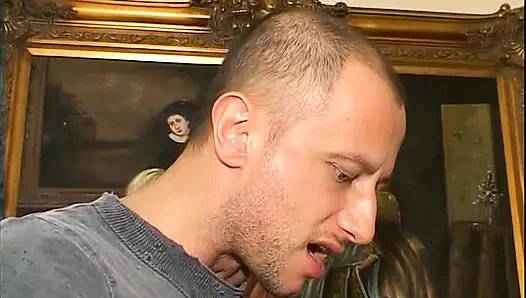 Über 40! Sie sind alle reifer, aber ihre muschis sind riesig!