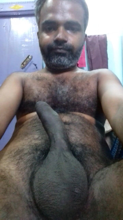 Indian BBC guy solo jerking short video 99
