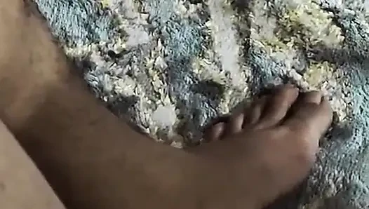 Tukang pijat august skye fingering memeknya pakai jari sarah arab untuk muasin memeknya