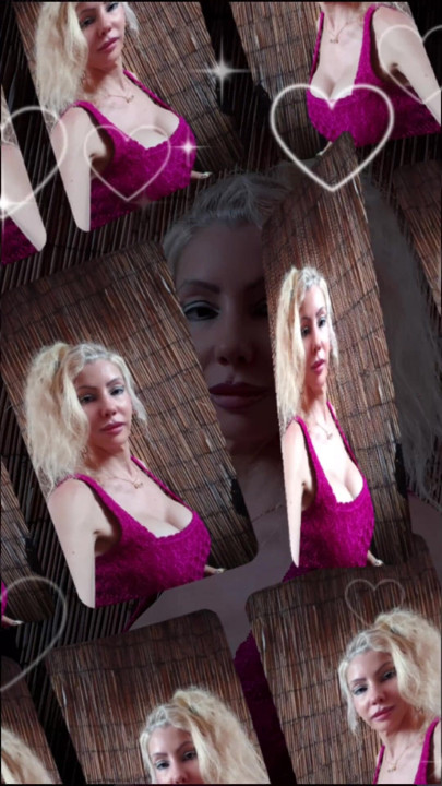 Mistress Morgane relaxes before Wednesday's Tgirls Party