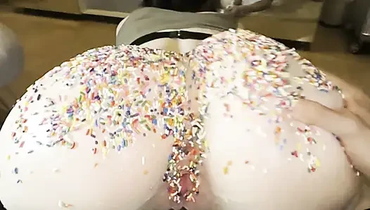 I prepared a cake with my own ass! Are you a fan of sweet ass white girl?