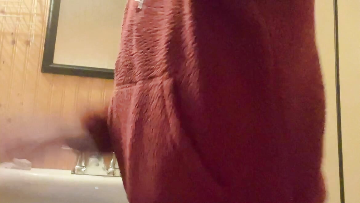 Крошечные сиськи Hana так хорошо ее в ванной, закончился душ