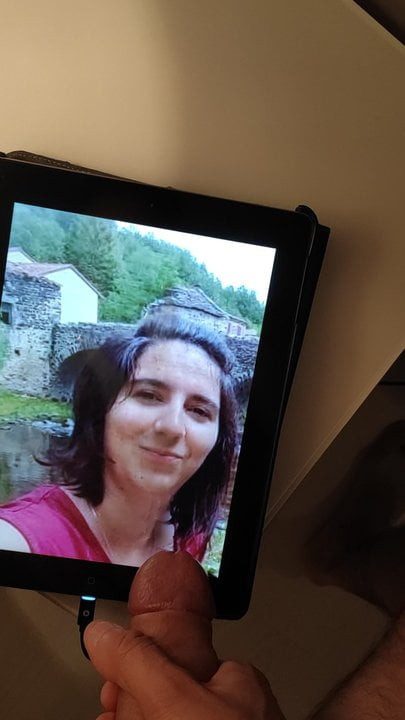 Cum tribute