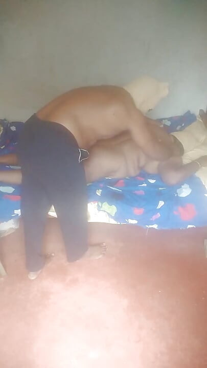 man in lady massaging performance
