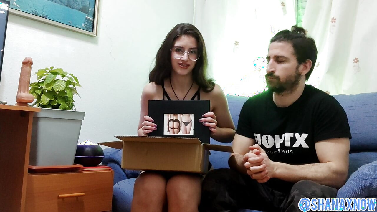 Ένα νέο στραπόν για τον κερατά Jason μου