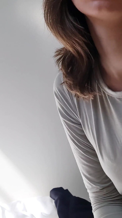 "J'ai ressenti le moment parfait et j'ai reçu tout le sperme sucré dans la bouche ! J'ai tout avalé ! POV! Exclusif pour mes fans !"