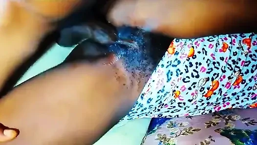 Üniversiteli kız büyük zenci yarağı orta yaşlı seksi kadın gibi, yarağıma biniyor, güzel amcık ıslak