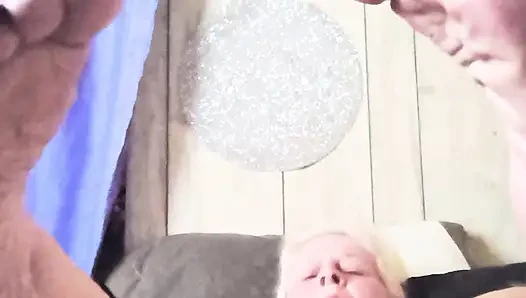Knock Knock Princess üvey babası oynamak istiyor