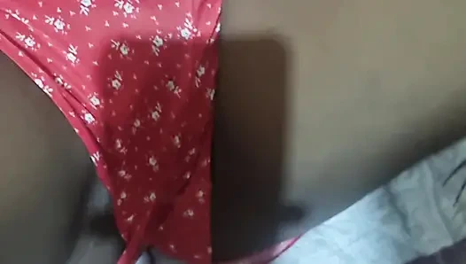 AYAH TIRI MENGEJUTKAN PUTRI TIRI DENGAN MENYENTUH PENISNYA, PADA USIA 18 TAHUN DIA MASIH BELUM MEMBERIKAN VAGINANYA