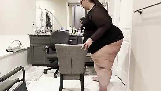 İç çamaşırlı luxe: tombul cenneti sıkı sandalye azdırma (wmv)