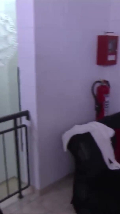 Paula die kleine geile Schlampe bumst mit Ihrem EX | Clip 1
