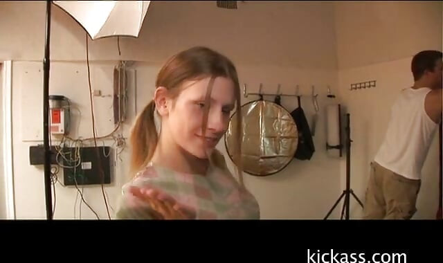 Streaming film van Molly Mae van kick kontfoto's