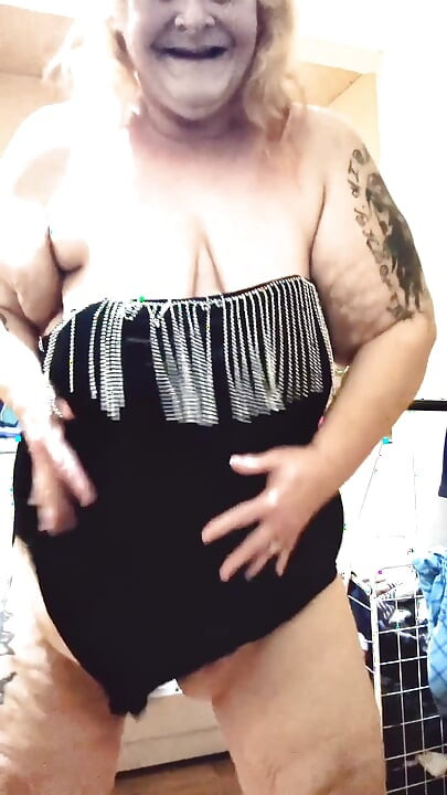 Seninle yeni bir şeyler denemek istediğimi söyledi ve sonra oldu