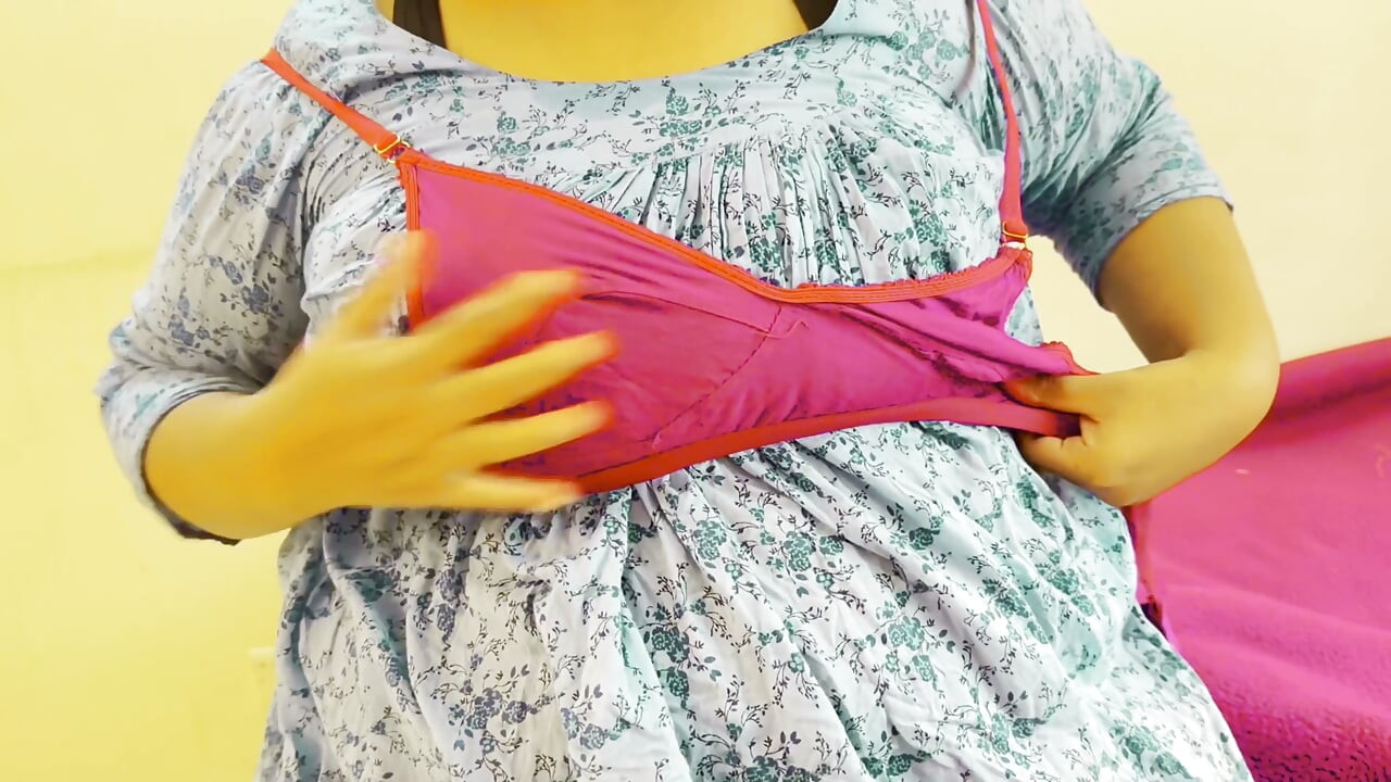 Huge Ass Stepaunty Tries to Wear a Bra for Big Tits but Rips It off. When Stepson Fucks Her - Cums Twice