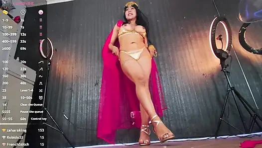 EINE SEXY CLEOPATRA WÄRMT DICH MIT IHRER RIESIGEN MUSCHI!!