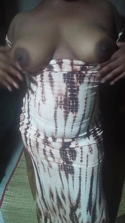 Desi vabhi Big boobs and village Desi hottest girls