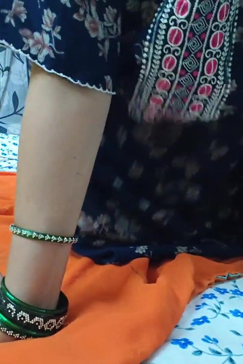 Bhabhi Ko Mc Mai Hi Condom Laga Kar Choda