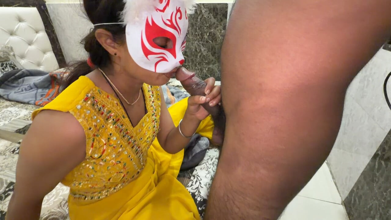 When the made a wrong gesture to the , the also did not miss the opportunity, put the penis in the mouth then