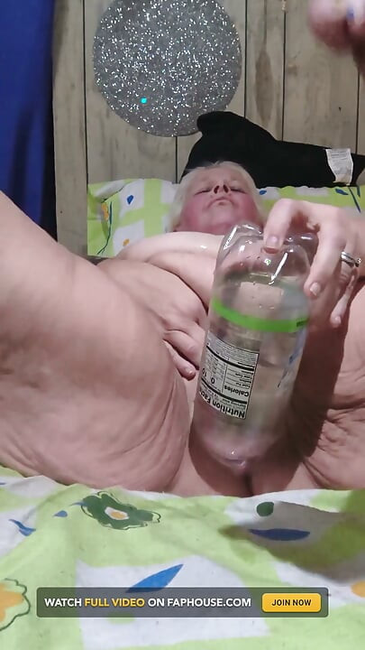 Damn She's Fucking a Bottle