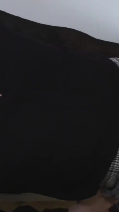 Emotional moment from "Azubi Lisa bumst mit Ihrem Chef auf dem Schreibtisch"