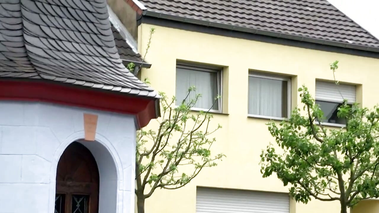 The Horny neighbors! (FULL MOVIE)