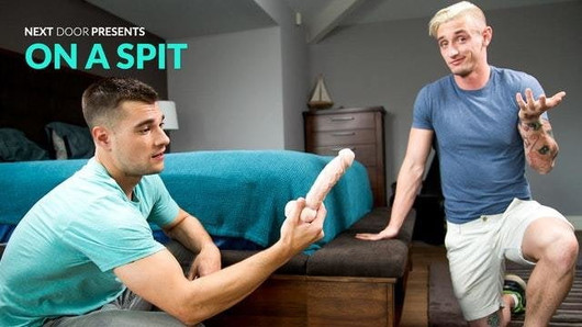 Princeton Price Finds Lance Ford's Dildo - NextDoorBuddies