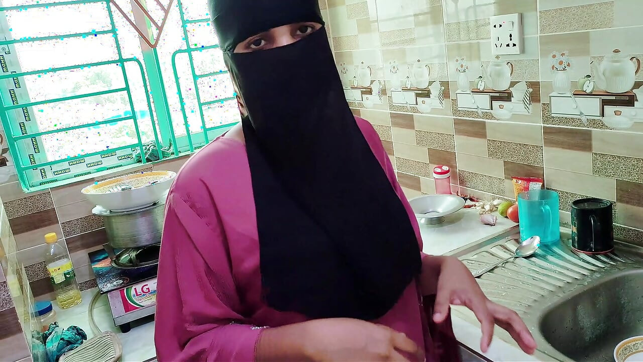 Tolong pak ngentot memek sempitku sekali lagi pembantu hijabi desi chudai xxx