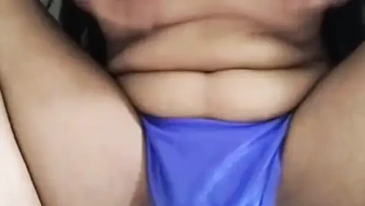 Magi seksi desi disetubuhi dengan dildo