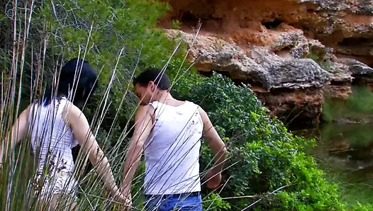 mega-outdoor-fick in freier natur