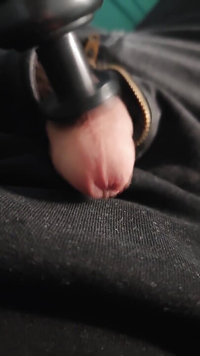 Using Massage Gun Until I Cum