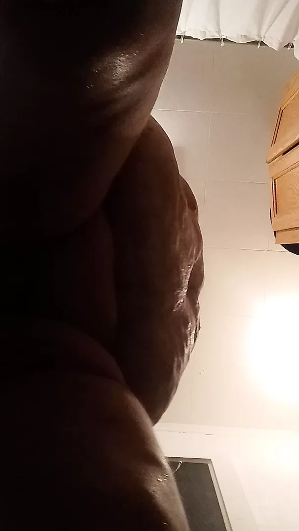 Bbw male with great wet tits