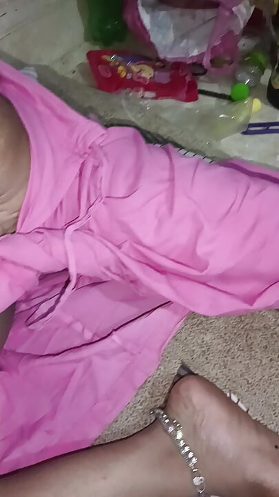 Bhabhi ko peticoat me dekha