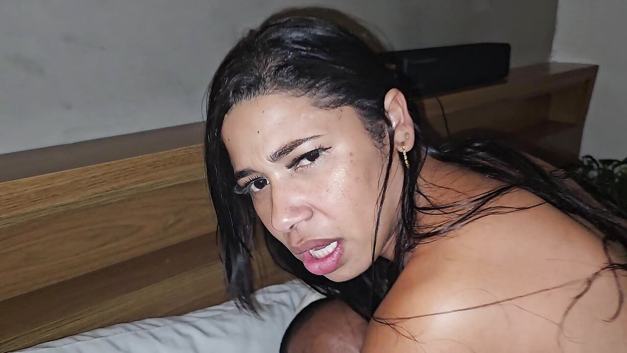 Пока Куколд Отдыхал, Его Друг Лизал Мою Задницу И Киску