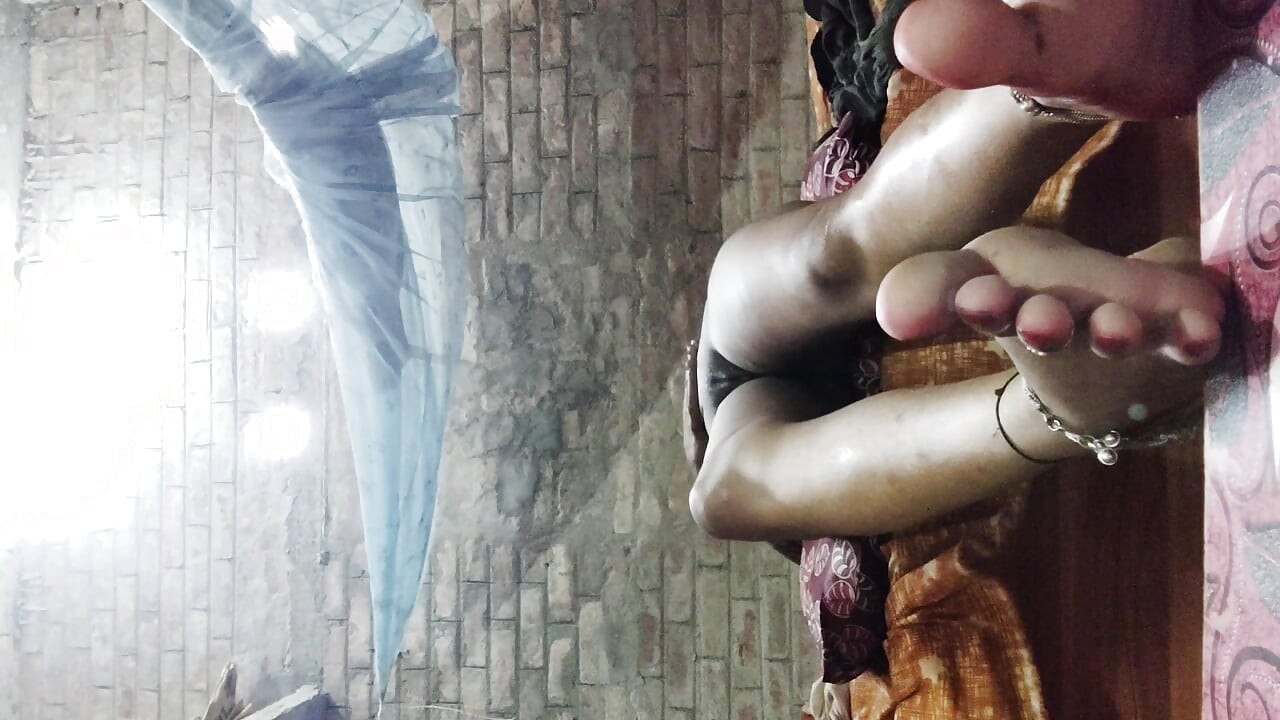 step-sister chudai video Indian real chudai video real Indian girl bur chudai video seelipng first time chudai video Indian