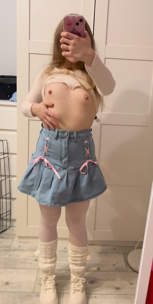 Sweet girl shows her tits