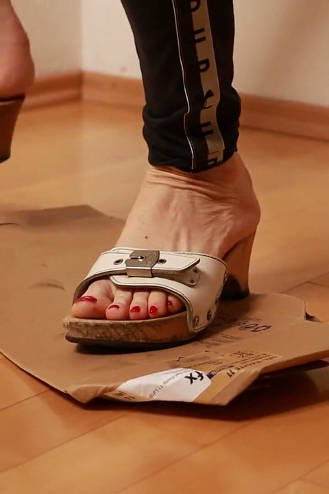 Asmr Wooden Clogs Trample and Crush Shoe Box