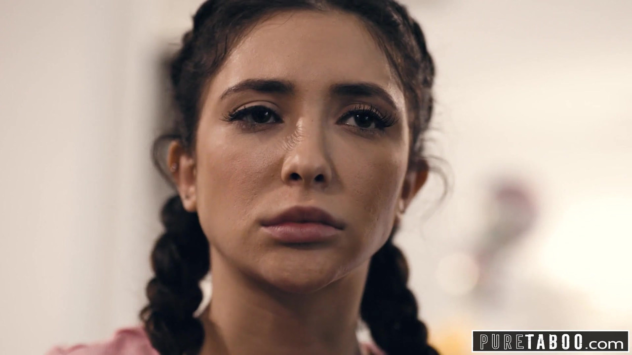 纯粹的禁忌 - 变态父母透露青少年被交换