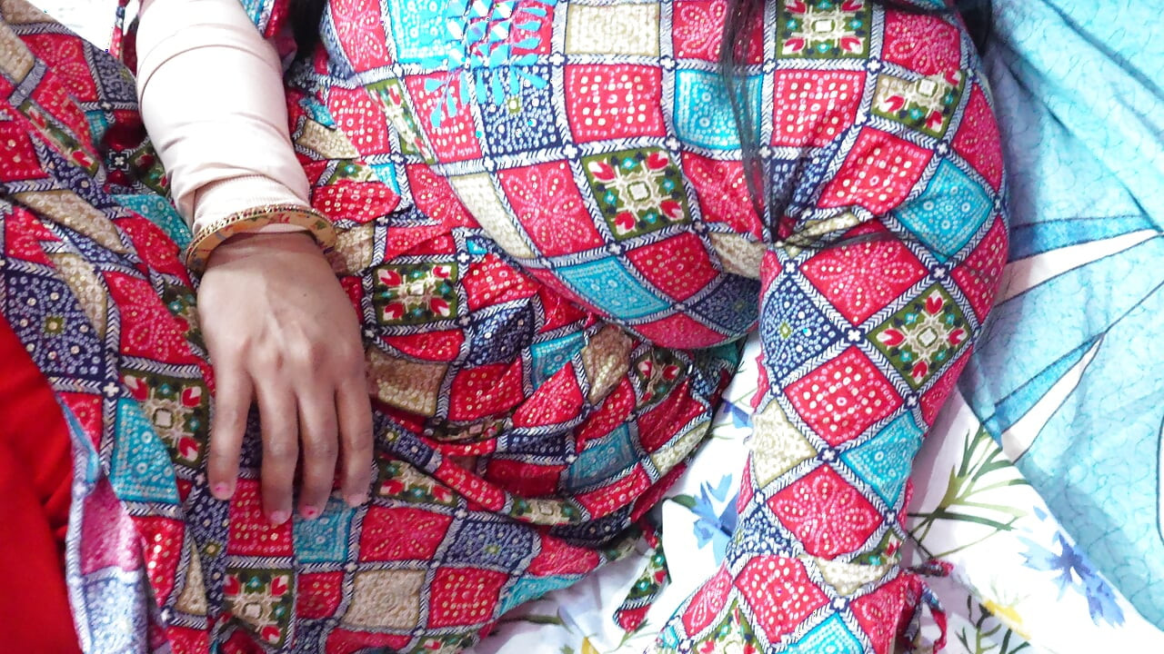 I saw my stepsister showing her body to her boyfriend over a video call