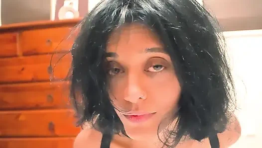 Si cantik brat wyld yasmin disiplin sama robot dan kontol besarnya sampai orgasme berkali-kali