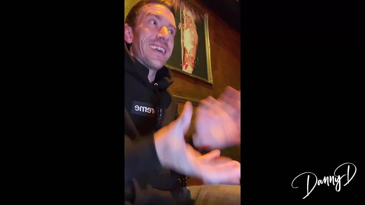 Cocorose geeft Danny een VIP privédans