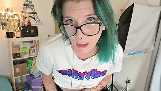 Girl: the Anal Experience