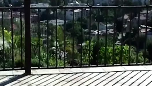 Model di balkon