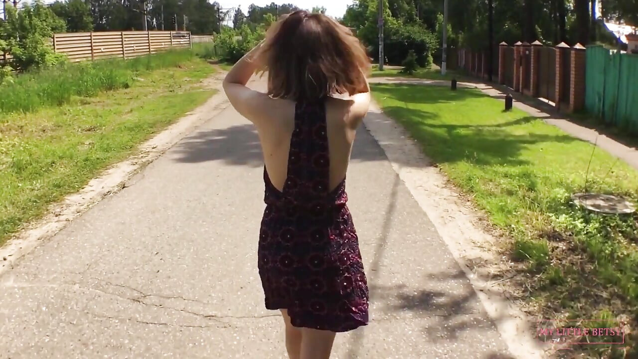 Mastürbasyon yapıp saçıma boşalmam için beni ormana getirdi