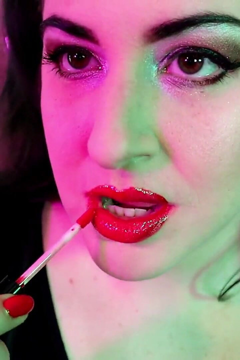 100 Layers of Lipgloss Asmr Kisses