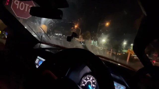 Quick Blowjob in the Car