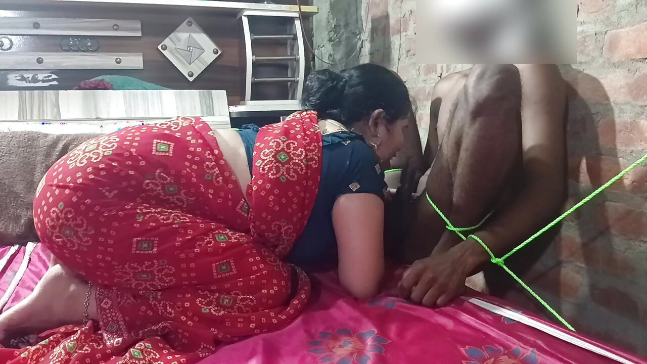 Sister-in-law tied up and fucked her own brother-in-law and masterbated in the room itself.