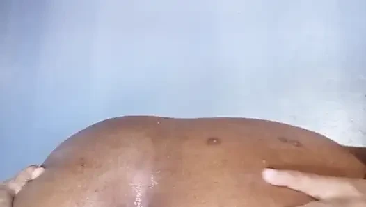 Ngocok kontolku pakai dildo sampai aku orgasme