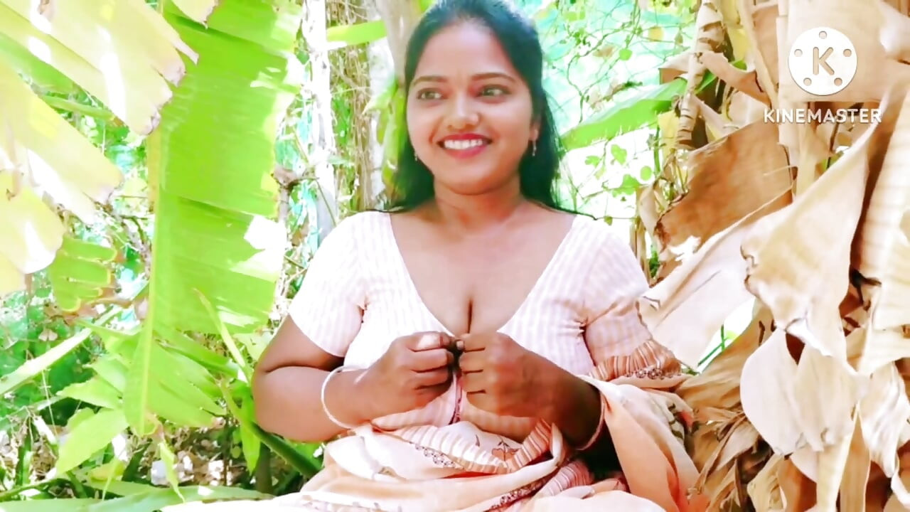 Dare Game in the Park with Stranger - Tamil Hot Video in the Public Place