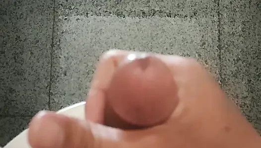 Çok azgın hatun lütfen yarağımı sıvazla!