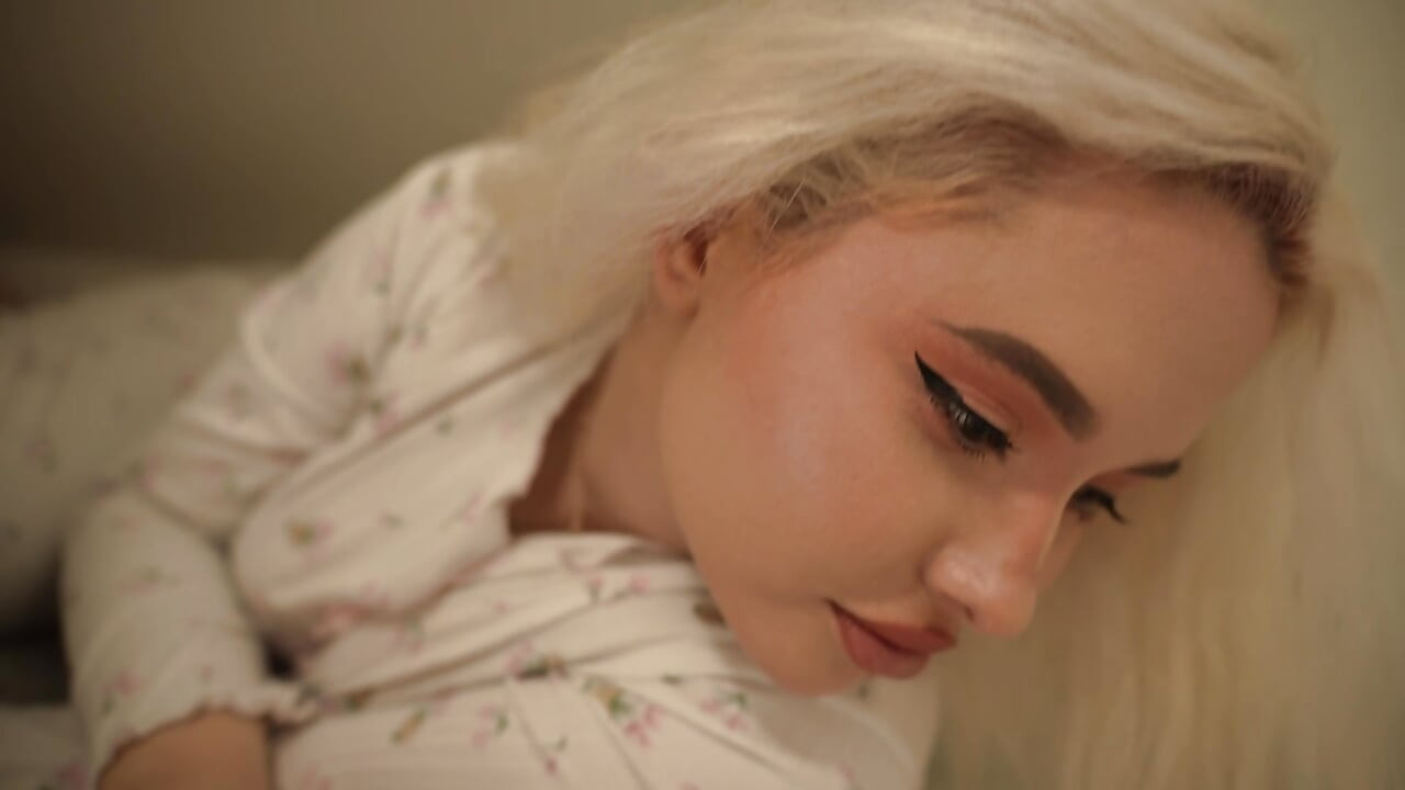 Chị kế liên tục bị mắc kẹt ở những nơi rõ ràng nhất để bị đụ